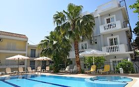 Skalidis Apartments